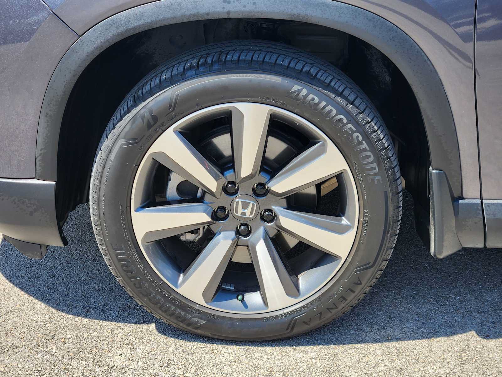 Certified 2024 Honda Pilot Elite image 9