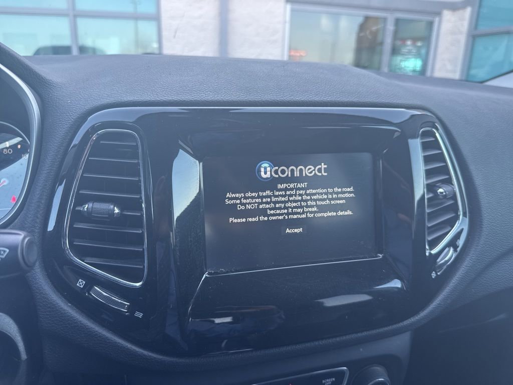 Used 2020 Jeep Compass Altitude image 12