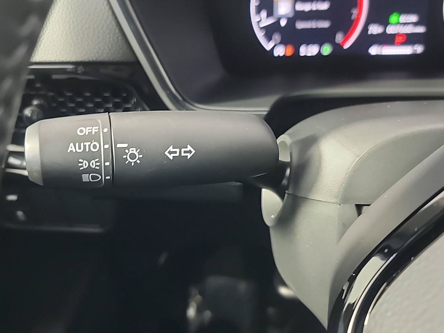 Certified 2025 Honda CR-V EX-L image 28