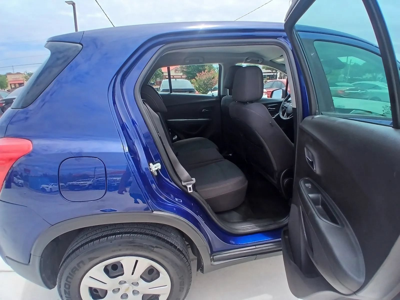 Used 2017 Chevrolet Trax LS FWD image 20