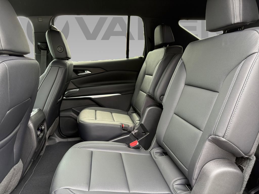 New 2026 Chevrolet Traverse LT w/ Enhanced Driving Package FWD image 5