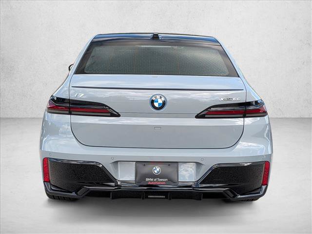 New 2026 BMW i7 xDrive60 AWD/4WD image 8