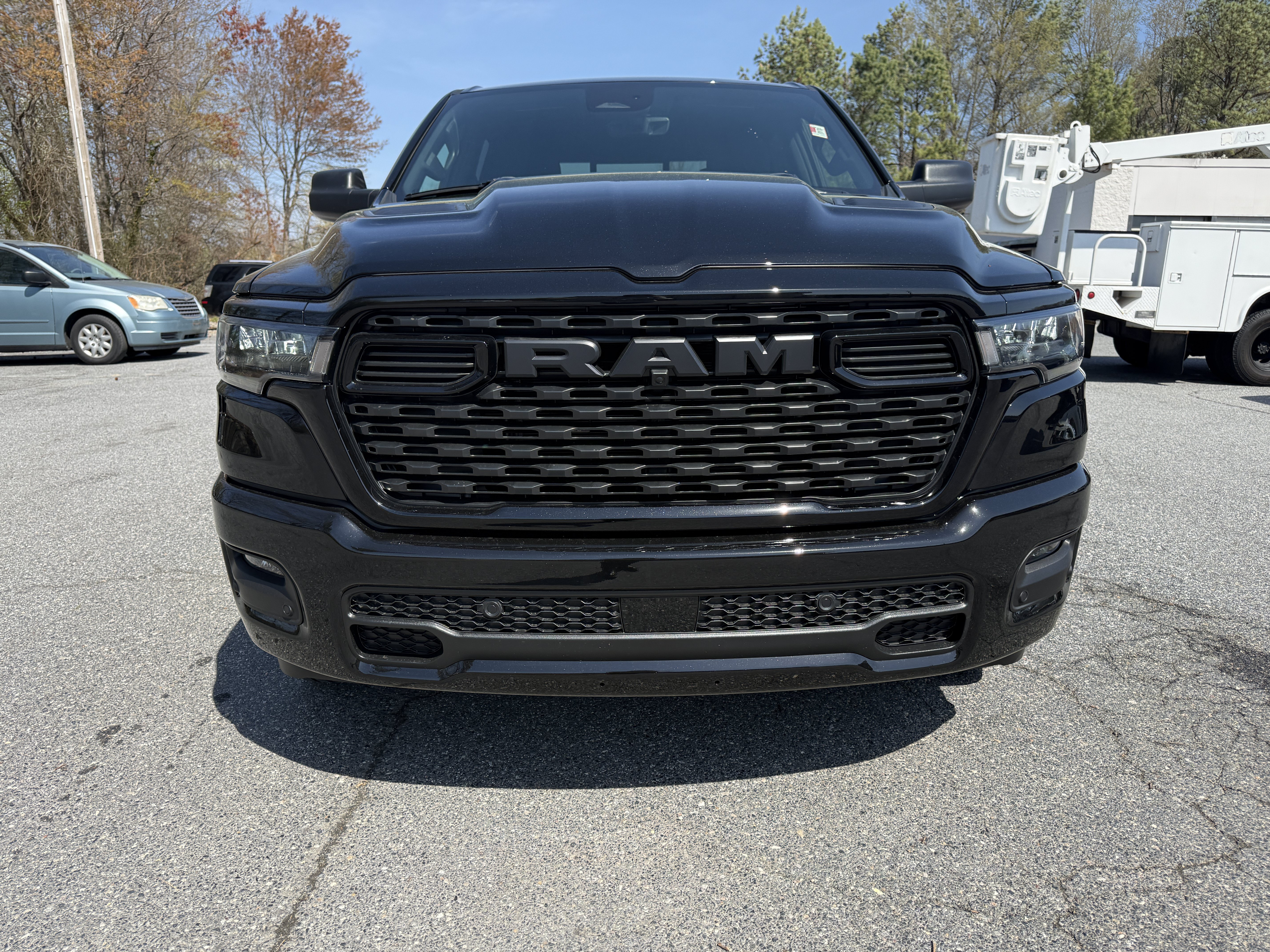 New 2026 RAM 1500 Express AWD/4WD image 2