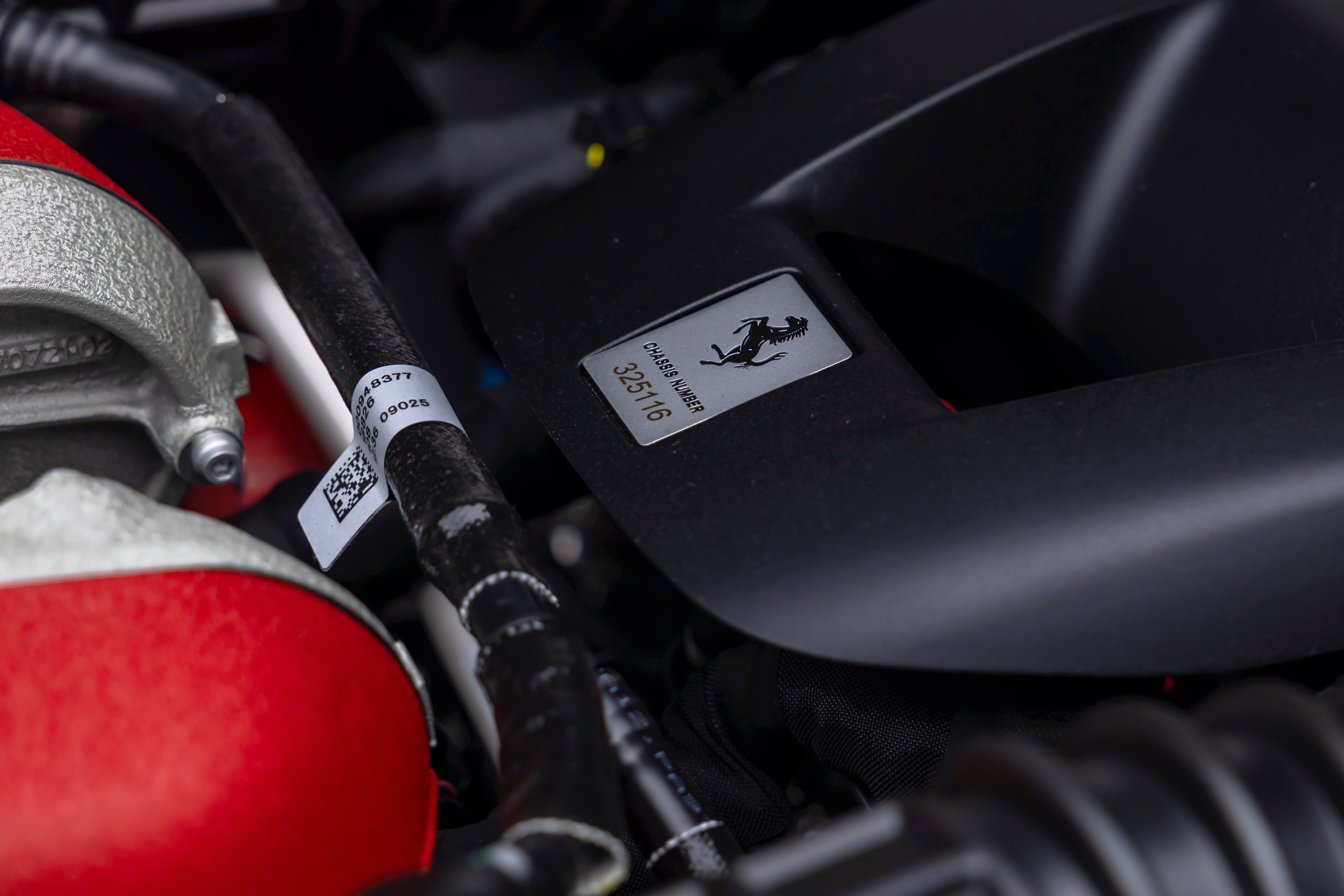 Certified 2025 Ferrari Purosangue AWD/4WD image 37