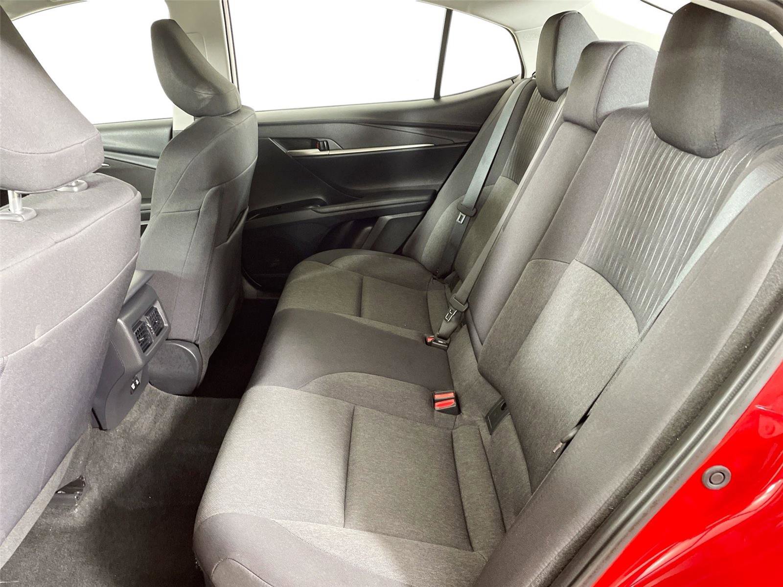 Used 2025 Toyota Camry LE image 21