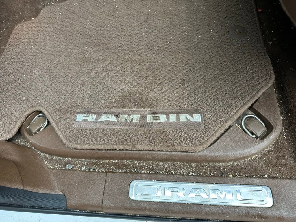 Used 2020 RAM 1500 Laramie image 25