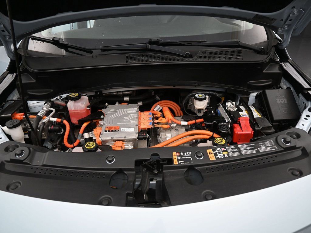 Used 2022 Chevrolet Bolt EUV LT w/ Convenience Package FWD image 35