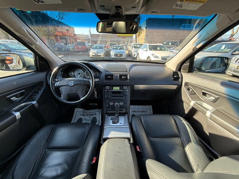 Used 2007 Volvo XC90 V8 image 14