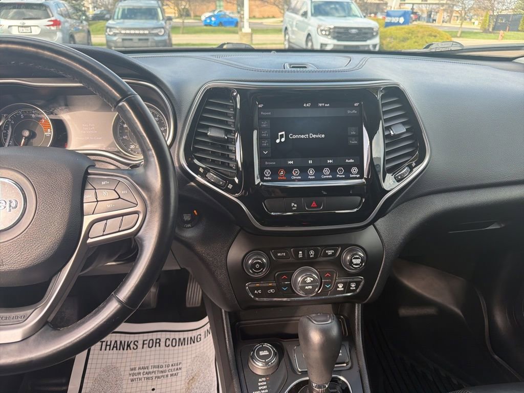 Used 2019 Jeep Cherokee Limited image 5