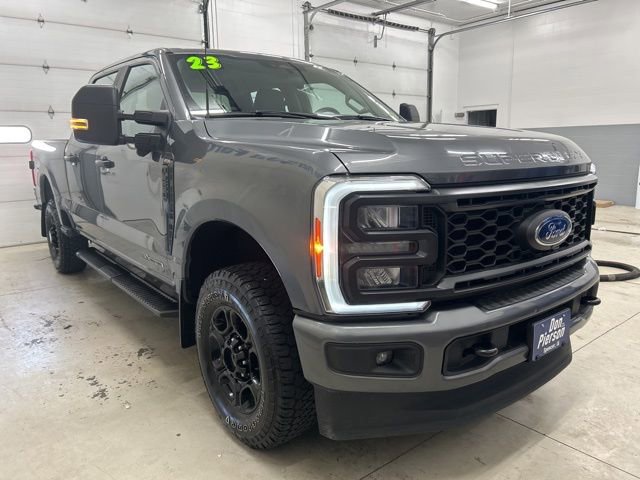 Used 2023 Ford F250 XL w/ STX Appearance Package image 3