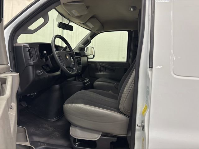 Used 2024 Chevrolet Express 2500 w/ Driver Convenience Package image 16