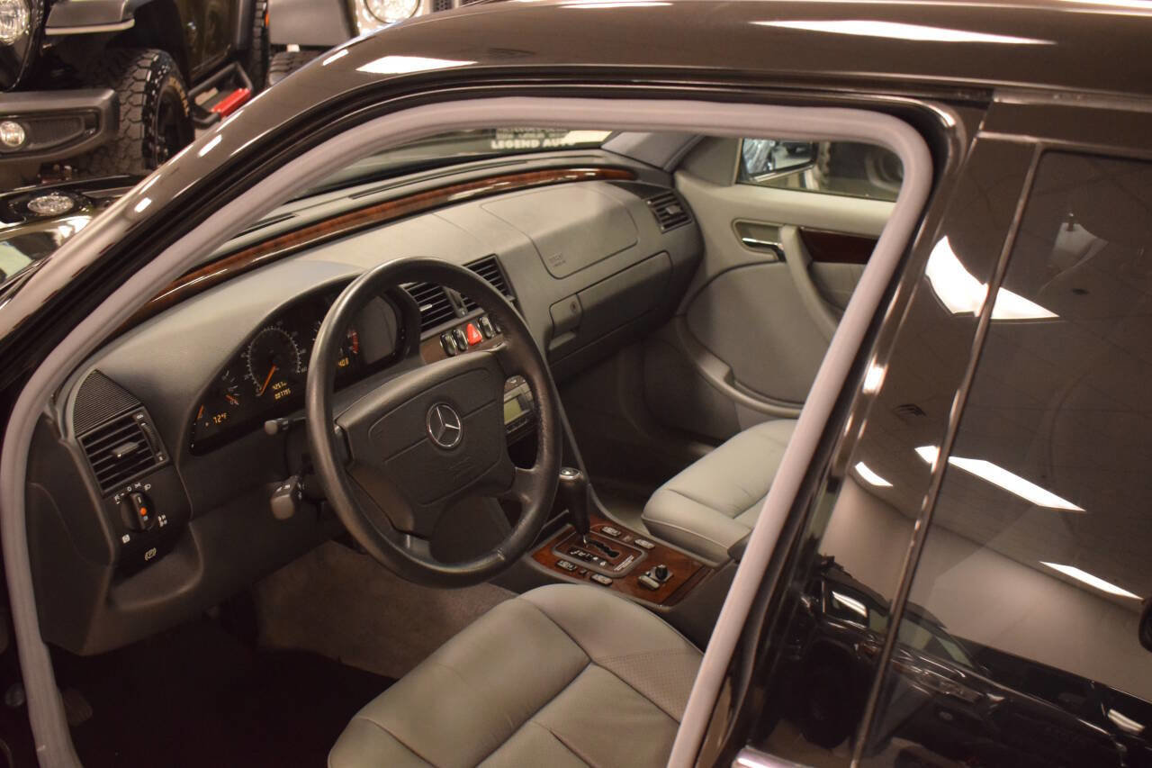 Used 2000 Mercedes-Benz C 230 image 51
