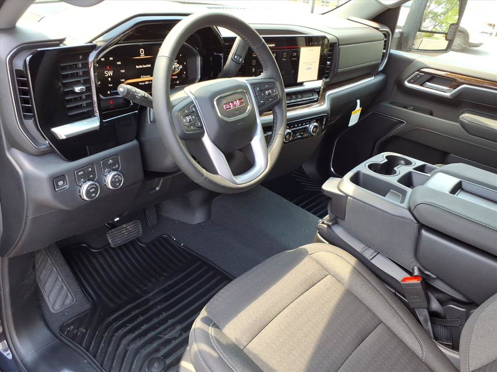New 2026 GMC Sierra 2500 SLE w/ SLE Value Package; AWD/4WD image 4