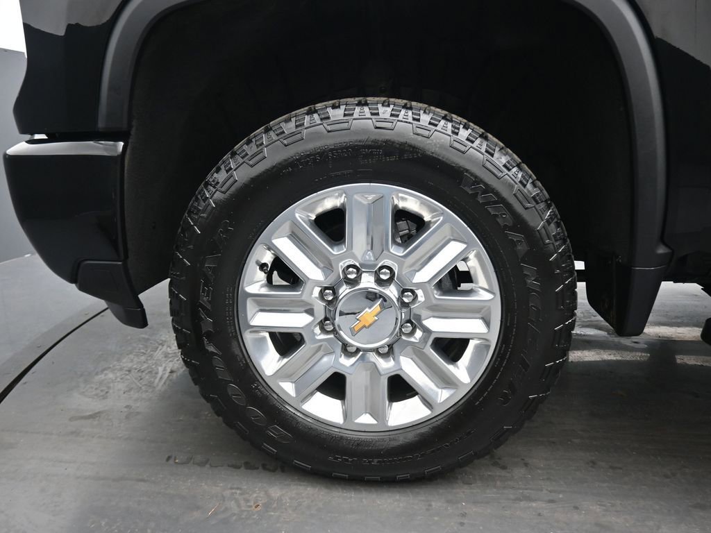Used 2025 Chevrolet Silverado 2500 High Country image 63