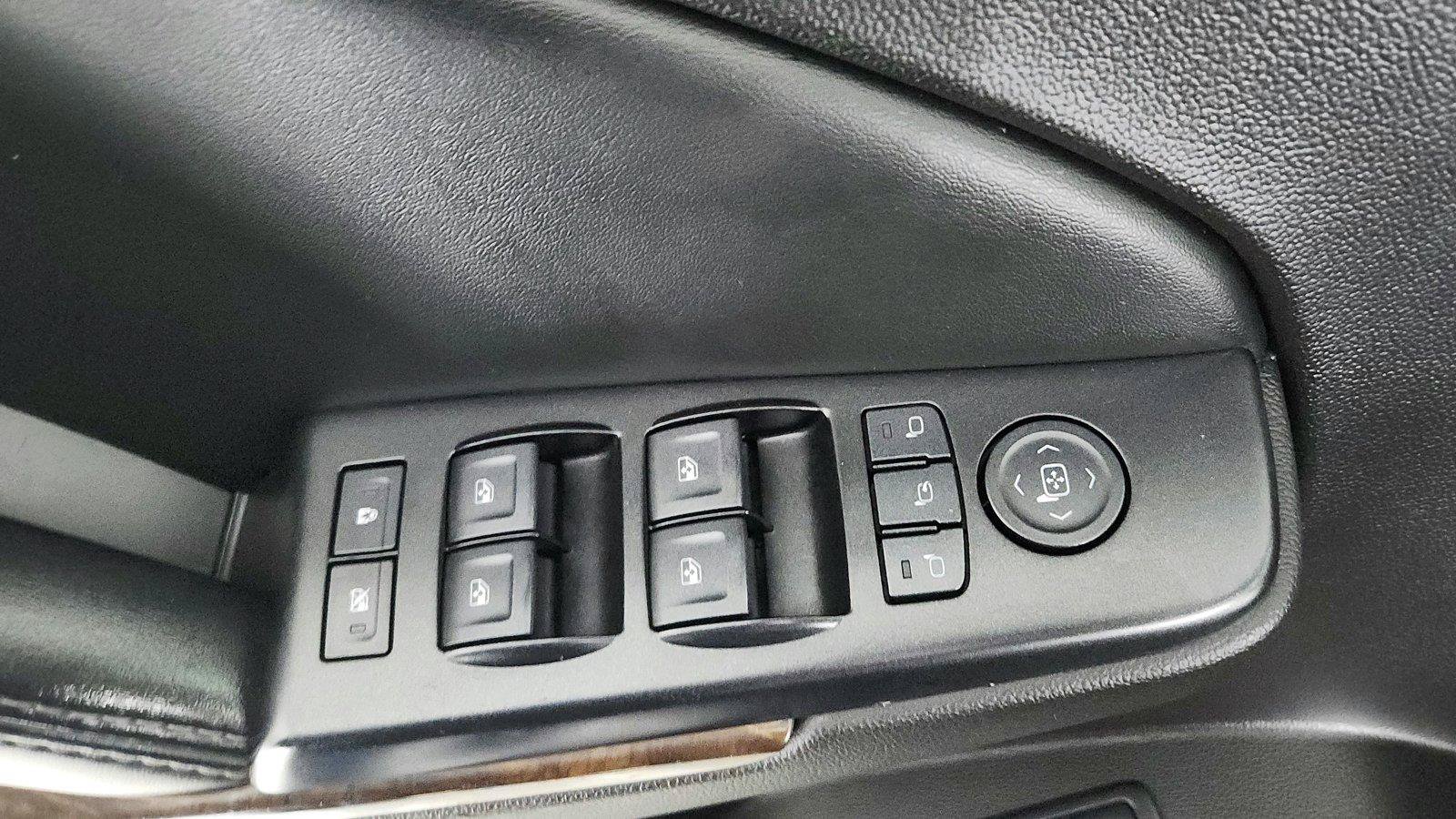 Used 2016 Chevrolet Suburban LT AWD/4WD image 17