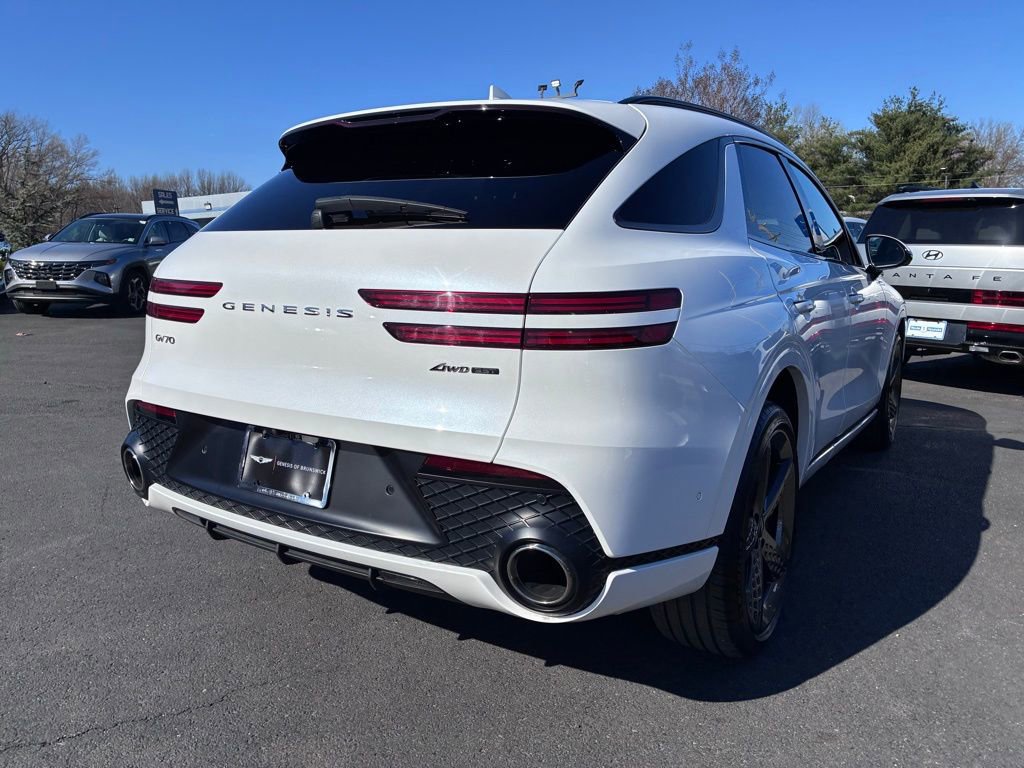 Used 2025 Genesis GV70 3.5T Sport w/ Sport Advanced Package image 7
