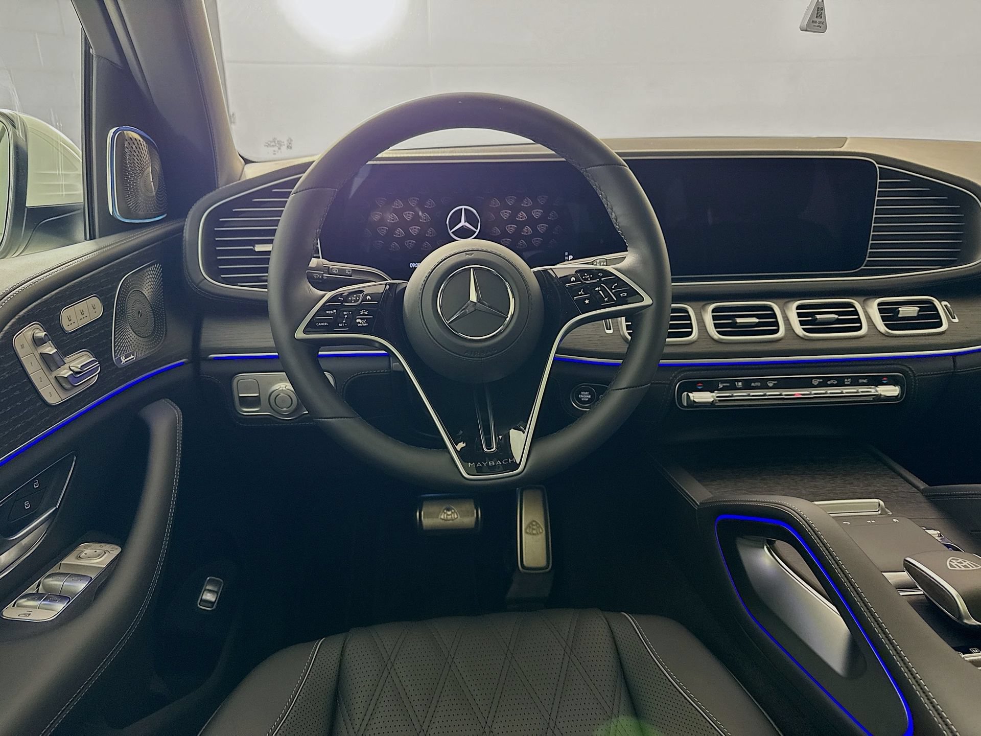 New 2026 Mercedes-Benz Maybach GLS 600 4MATIC image 25