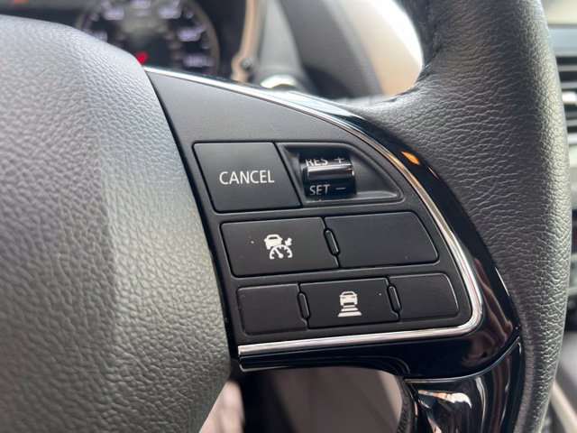 Used 2025 Mitsubishi Eclipse Cross SEL AWD/4WD image 18