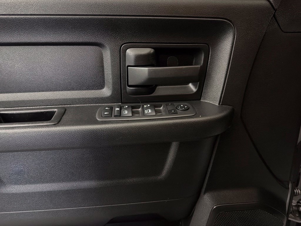 Used 2022 RAM 3500 Tradesman AWD/4WD image 11