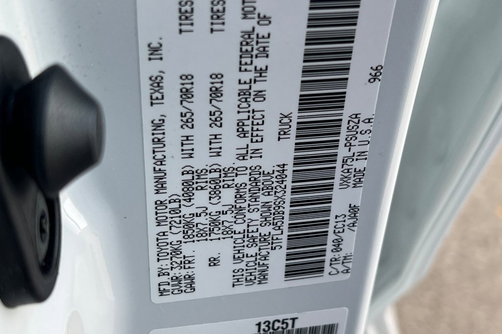 Used 2025 Toyota Tundra SR5 w/ SR5 Premium Package image 24