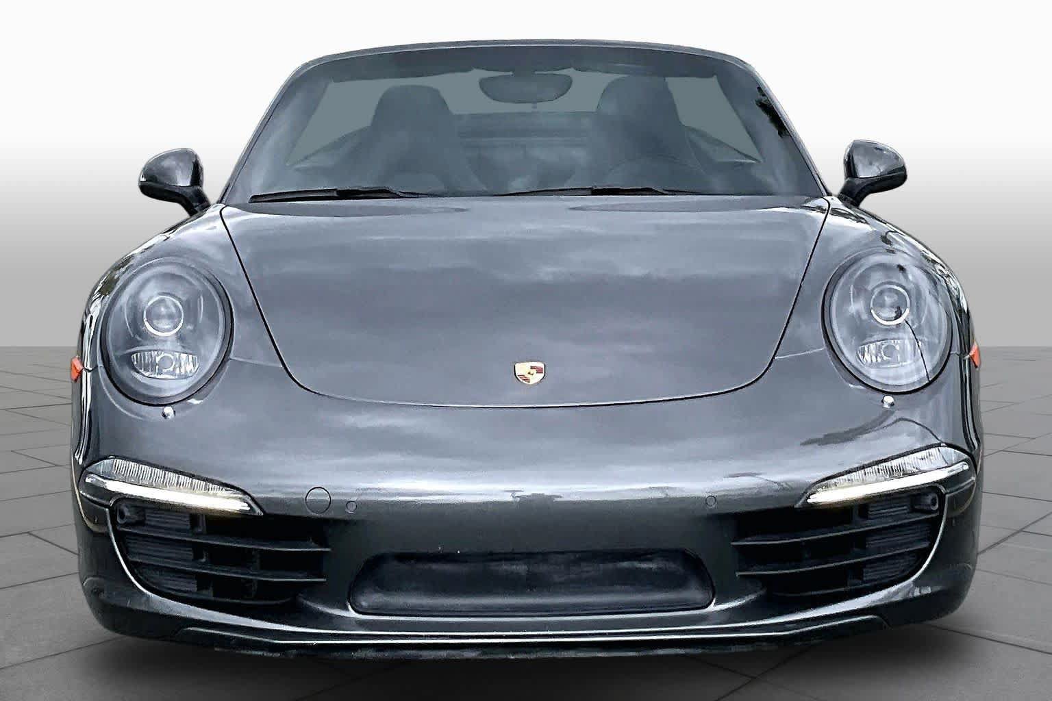 Used 2014 Porsche 911 Carrera RWD image 3