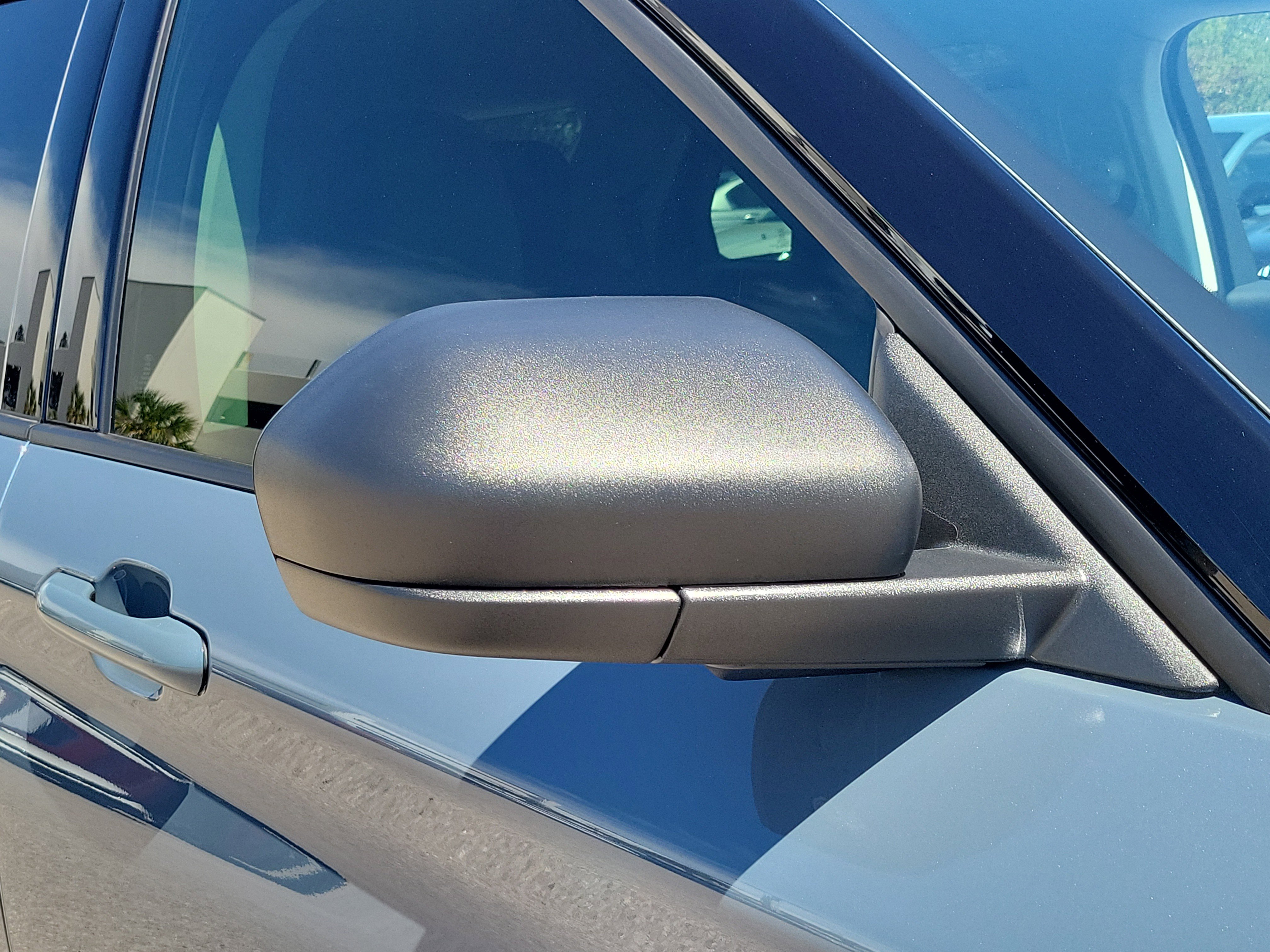 Used 2026 Ford Explorer Active w/ Active Comfort Package image 8