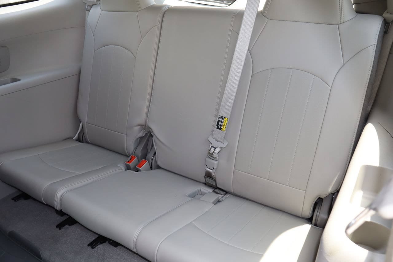Used 2017 Buick Enclave Premium w/ Experience Buick Package FWD image 7