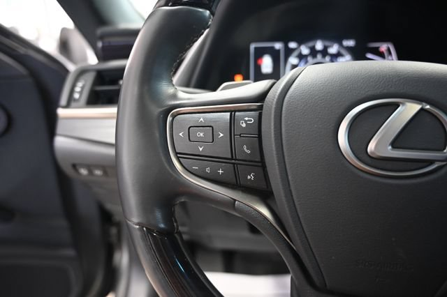 Used 2019 Lexus ES 350 w/ Accessory Package 2 FWD image 25