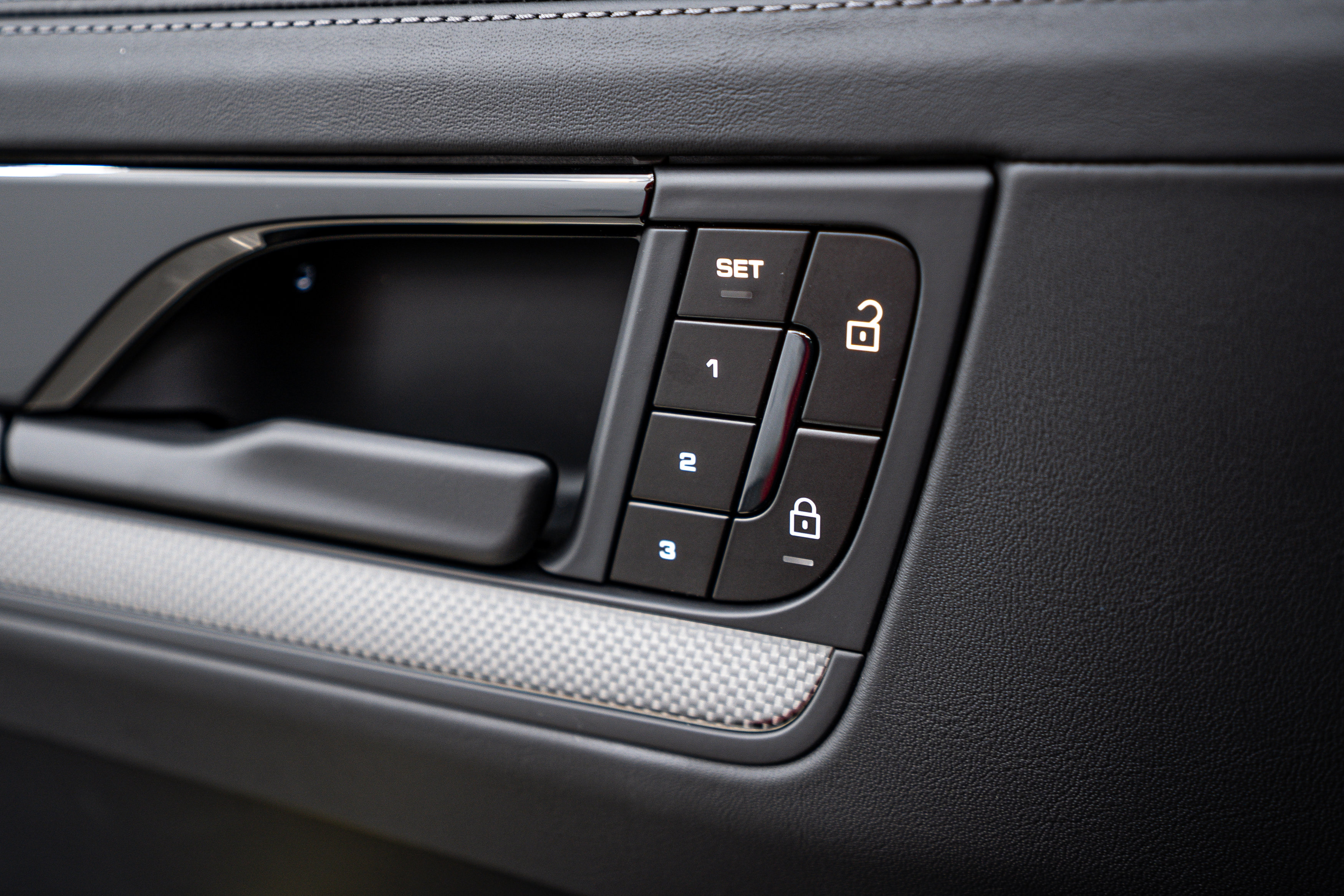 New 2026 Porsche Cayenne GTS image 19