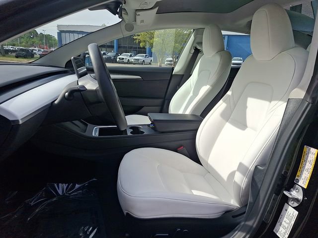 Used 2023 Tesla Model 3 Standard Range image 15