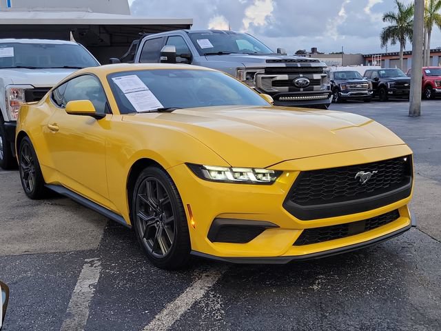 Used 2024 Ford Mustang Coupe w/ 2.3L High Performance Package RWD image 2