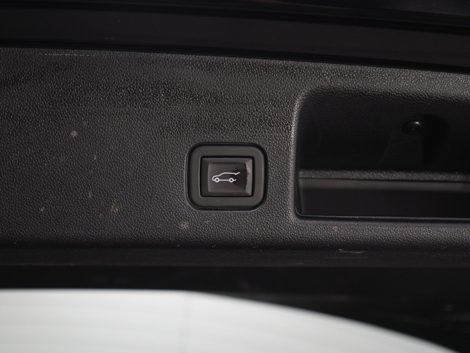 Used 2024 Chevrolet Equinox EV RS FWD image 18