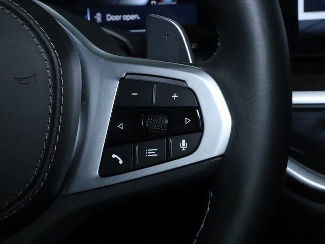 Used 2025 BMW X5 M60i AWD/4WD image 26