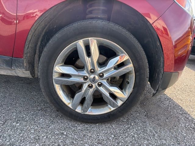 Used 2014 Ford Edge SEL w/ Equipment Group 205A AWD/4WD image 10