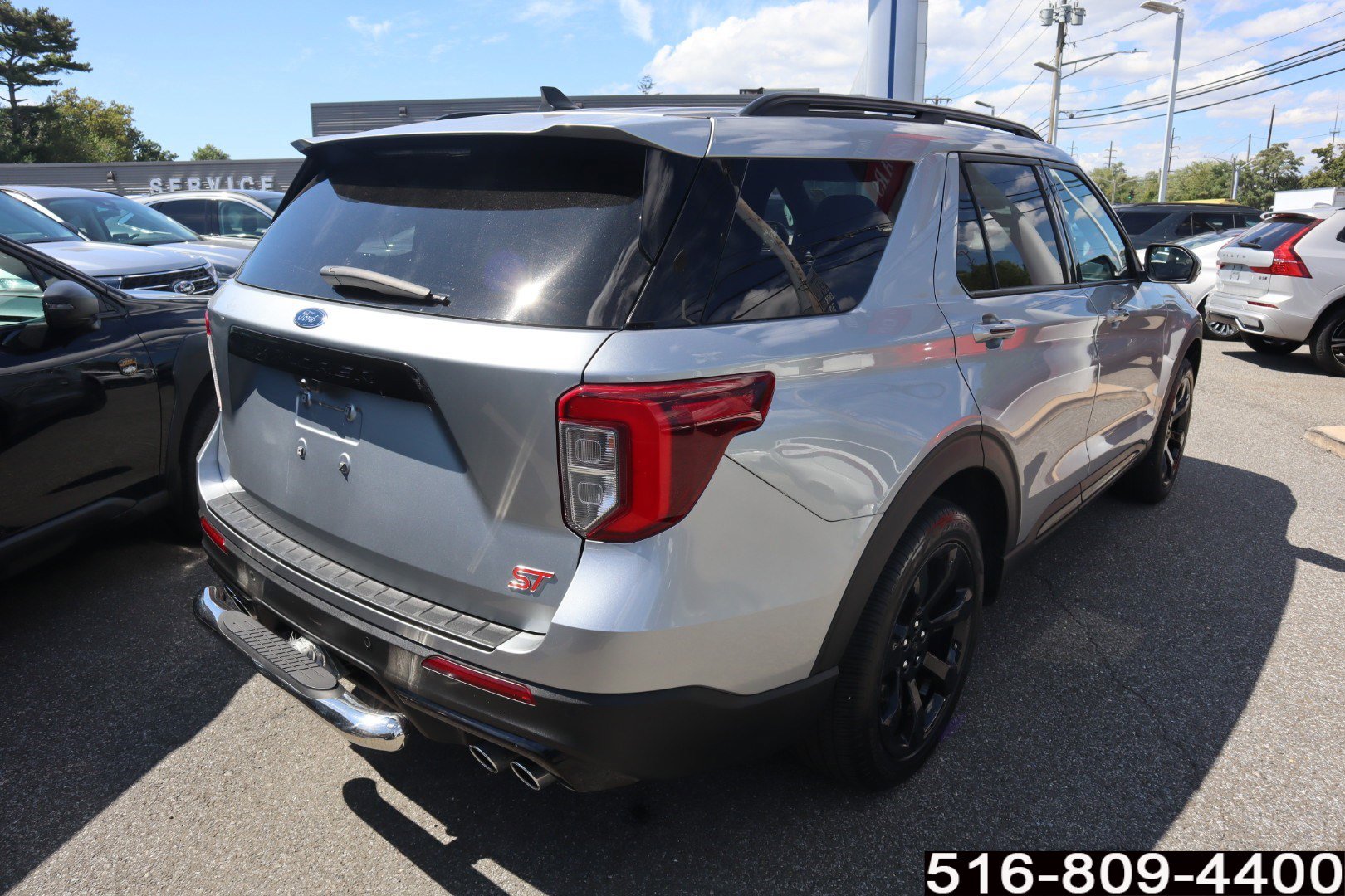 Used 2022 Ford Explorer ST w/ Equipment Group 401A image 7