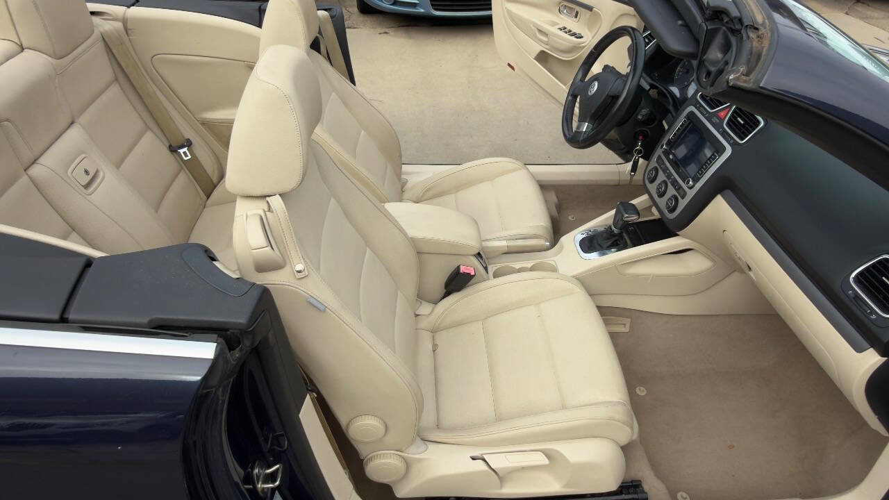 Used 2009 Volkswagen Eos Komfort FWD image 27
