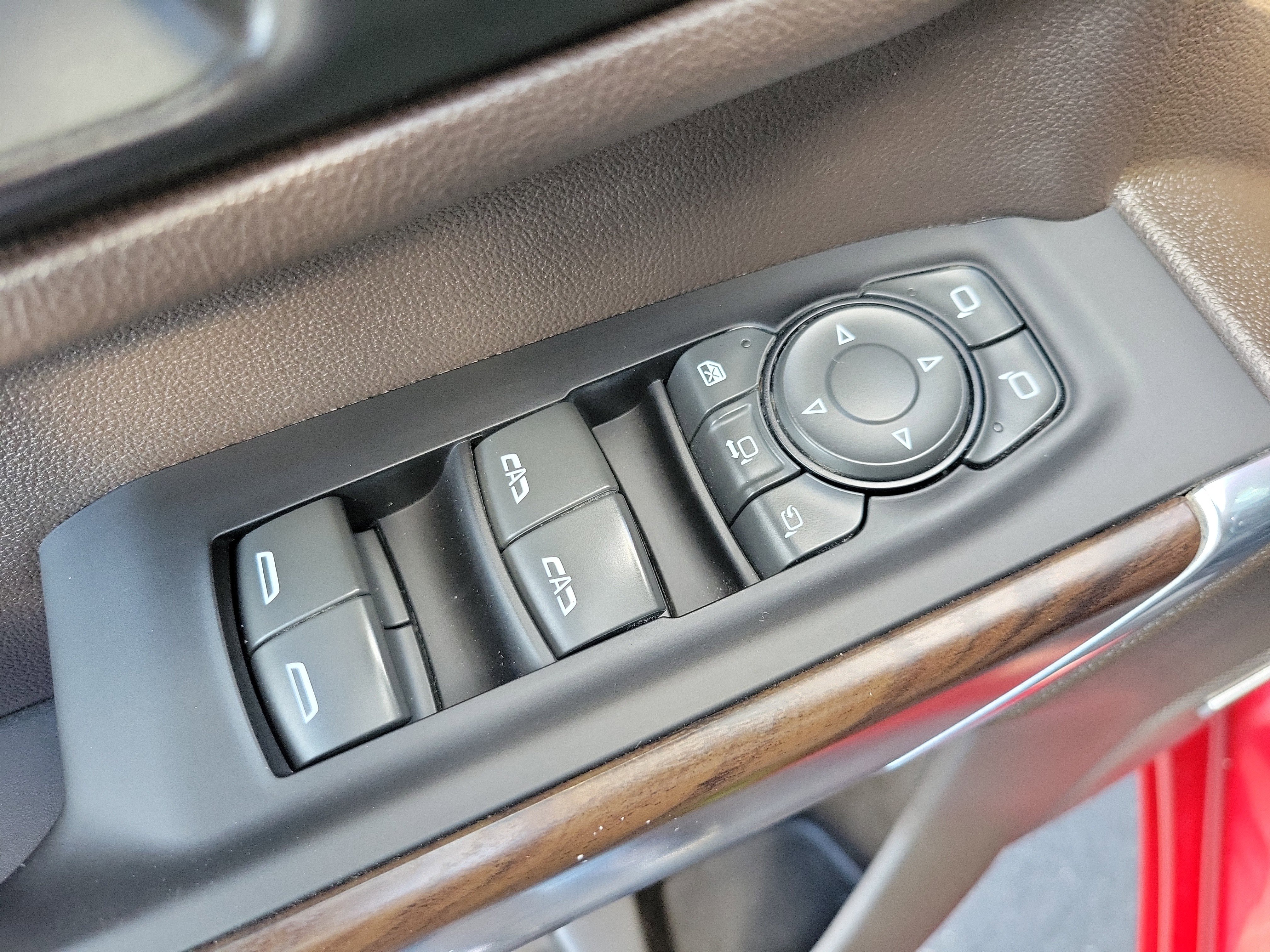 Used 2023 GMC Sierra 2500 SLT w/ SLT Premium Package image 17