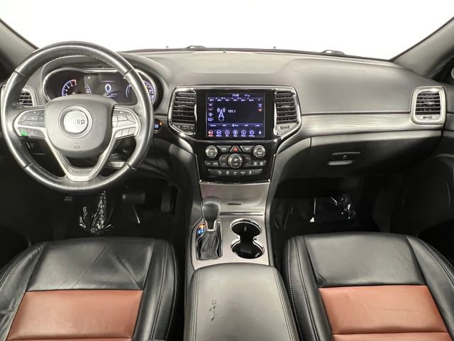 Used 2020 Jeep Grand Cherokee Laredo w/ 18" Wheel & 8.4" Radio Group image 29