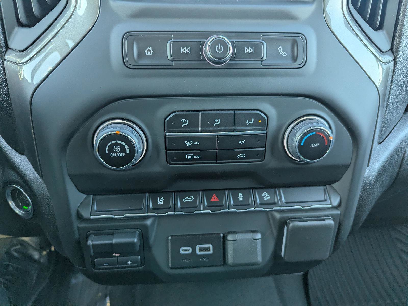 Certified 2025 Chevrolet Silverado 2500 Custom w/ Custom Convenience Package image 17