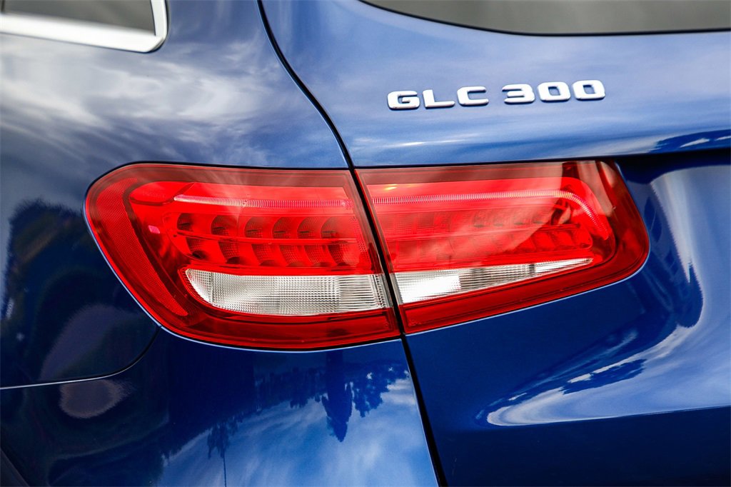 Certified 2018 Mercedes-Benz GLC 300 4MATIC image 8