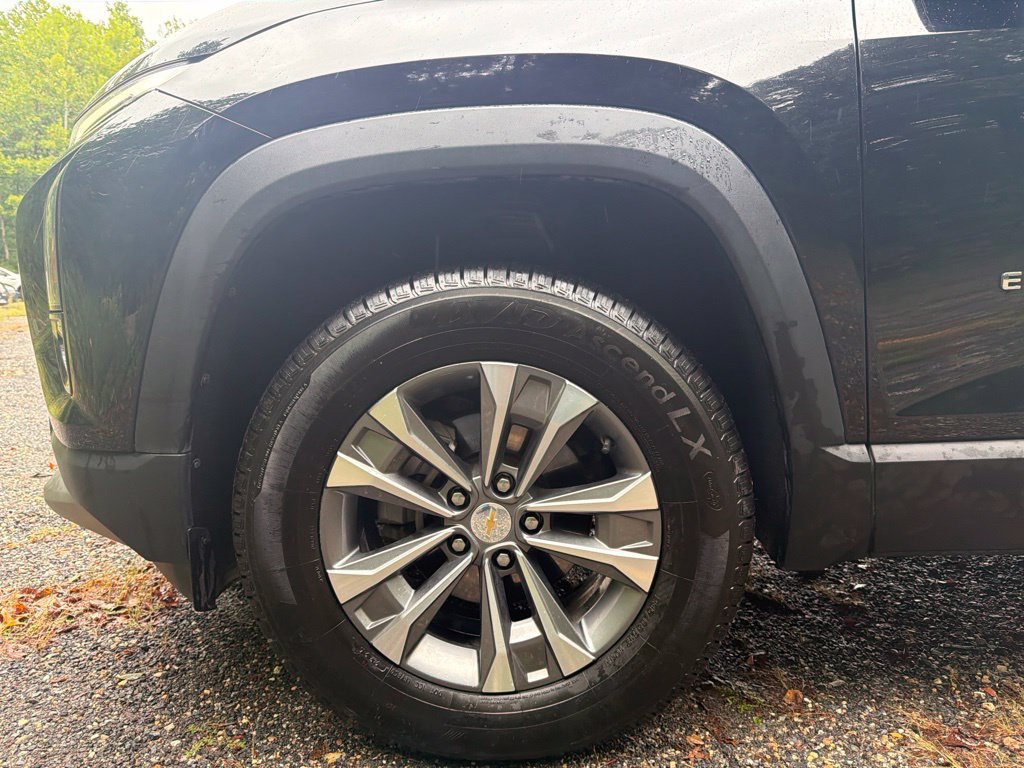 Used 2025 Chevrolet Equinox LT w/ Convenience Package II FWD image 14