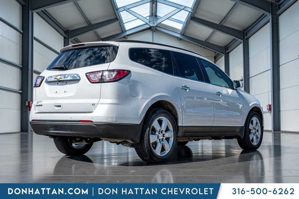 Used 2017 Chevrolet Traverse LT w/ Style and Technology Package image 31