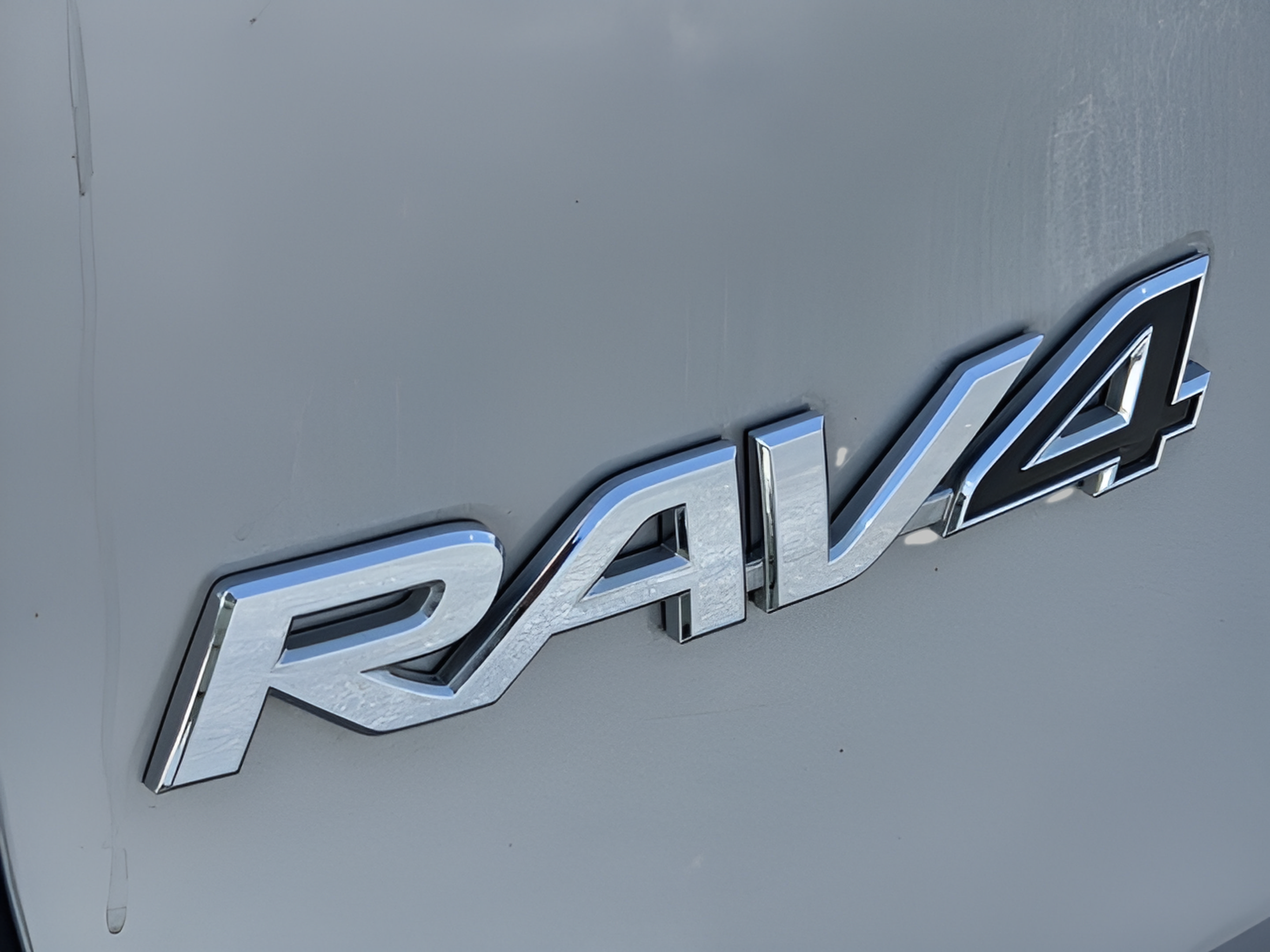 Used 2022 Toyota RAV4 XLE w/ Convenience Package AWD/4WD image 32