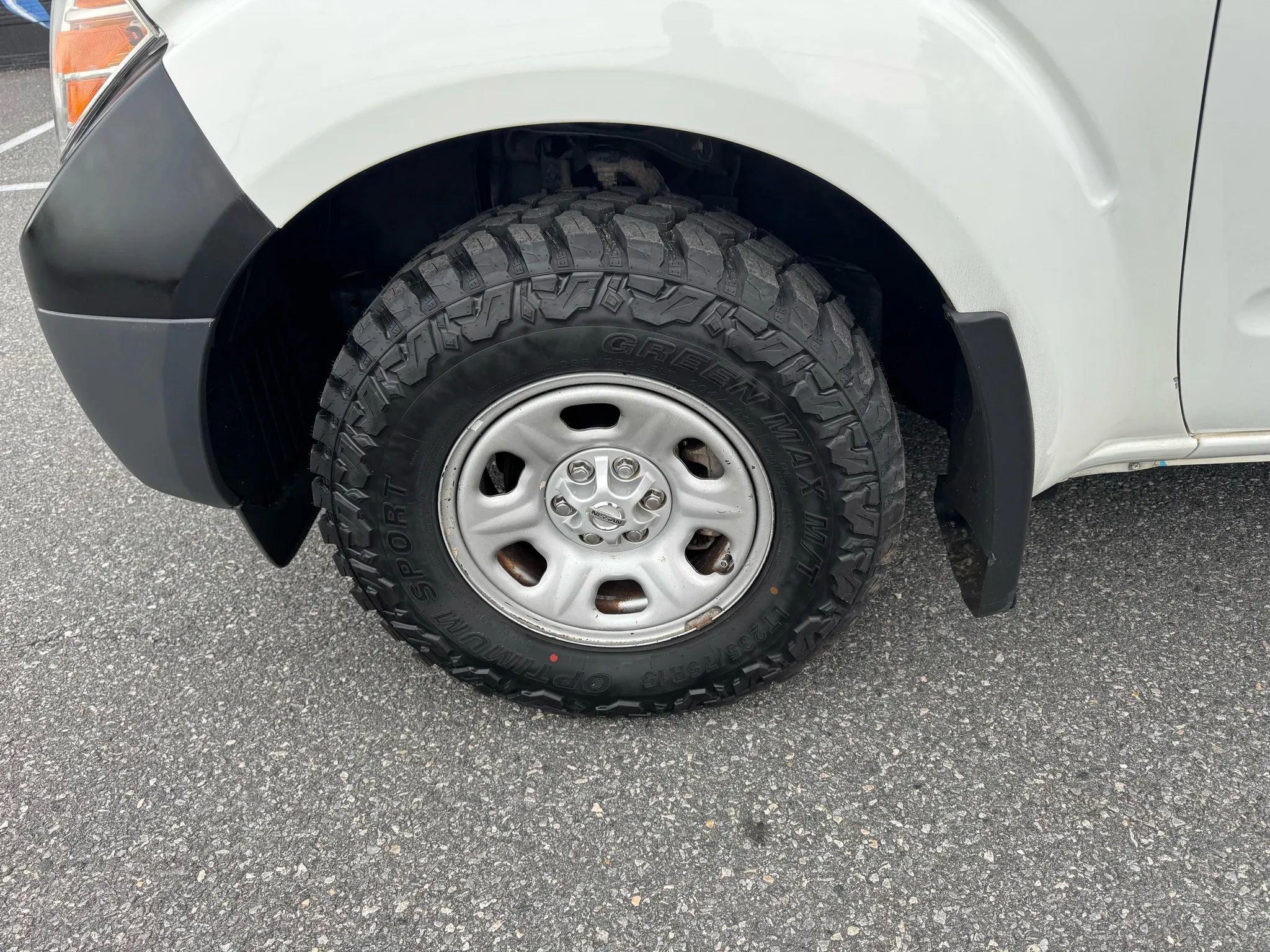 Used 2018 Nissan Frontier S w/ Work Truck Package image 17