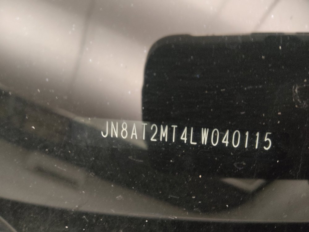 Used 2020 Nissan Rogue S FWD image 33