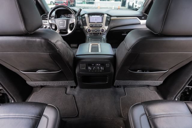 Used 2019 GMC Yukon Denali w/ Denali Ultimate Package AWD/4WD image 35