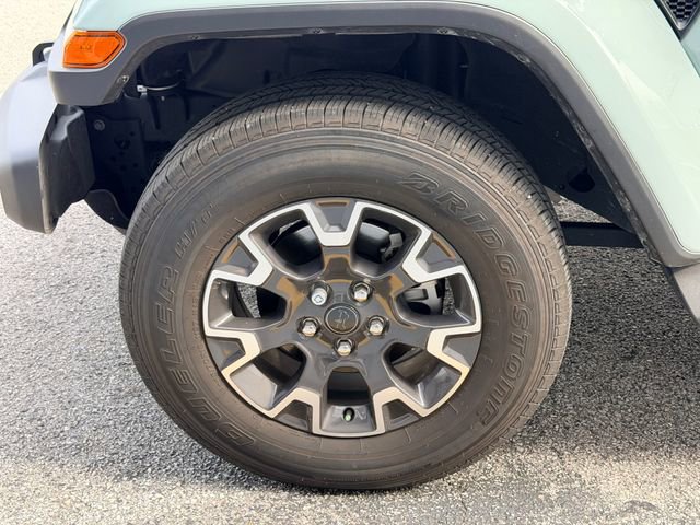 Used 2024 Jeep Wrangler Sahara w/ Technology Group image 9