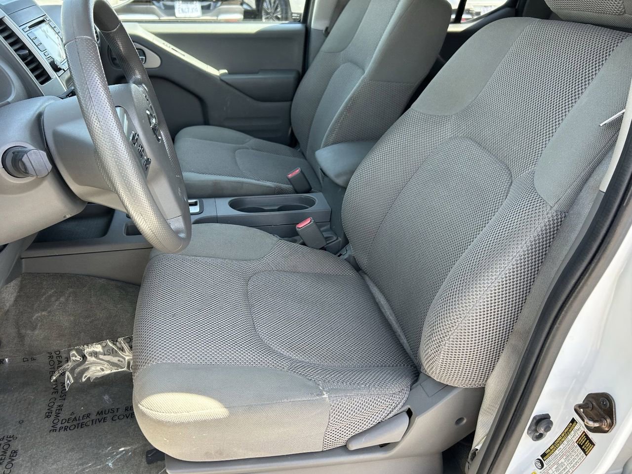 Used 2016 Nissan Frontier SV image 26