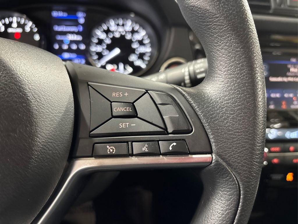 Used 2020 Nissan Rogue Sport SV image 27