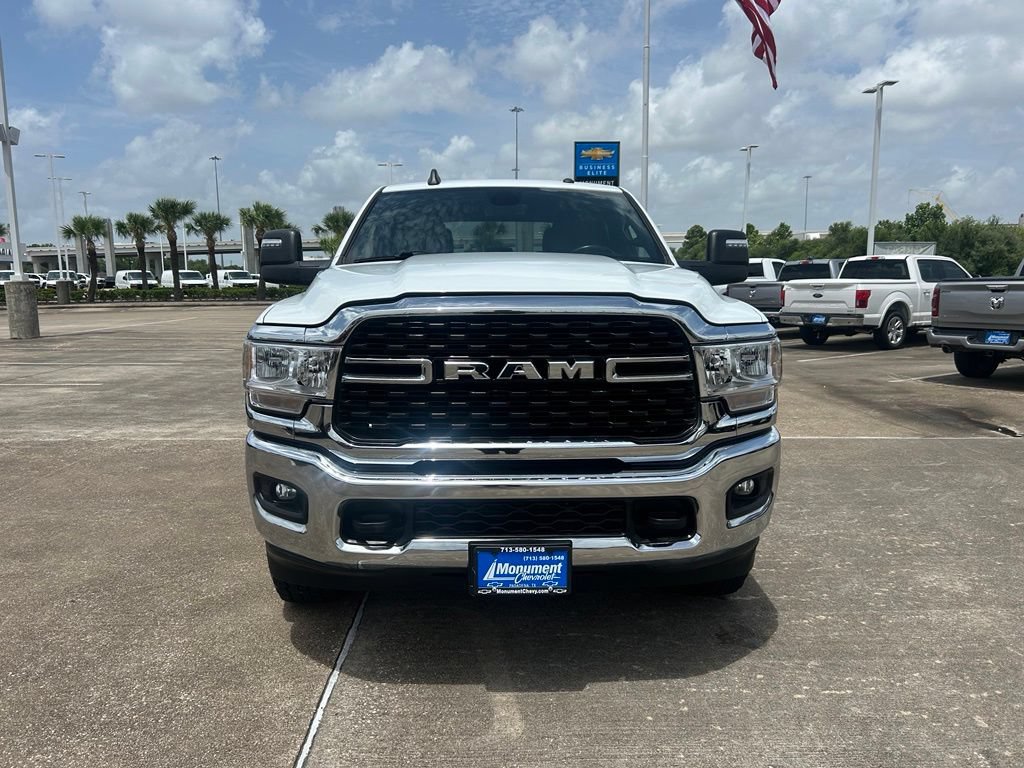 Used 2024 RAM 3500 Big Horn AWD/4WD image 2